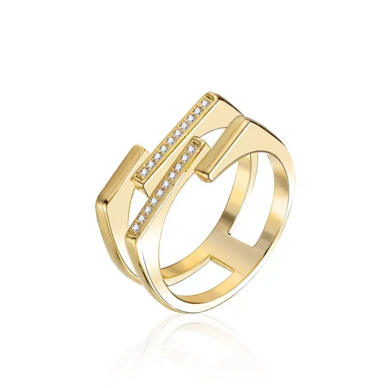 Anel Tizzi com Cristais e Banhado 18K
